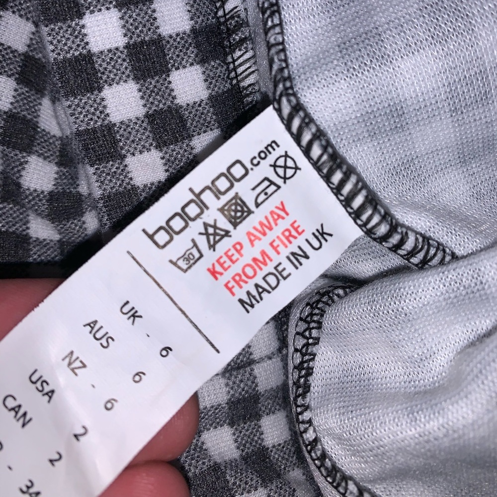 Boohoo Black & White Plaid leggings size 2 - Picture 7 of 7